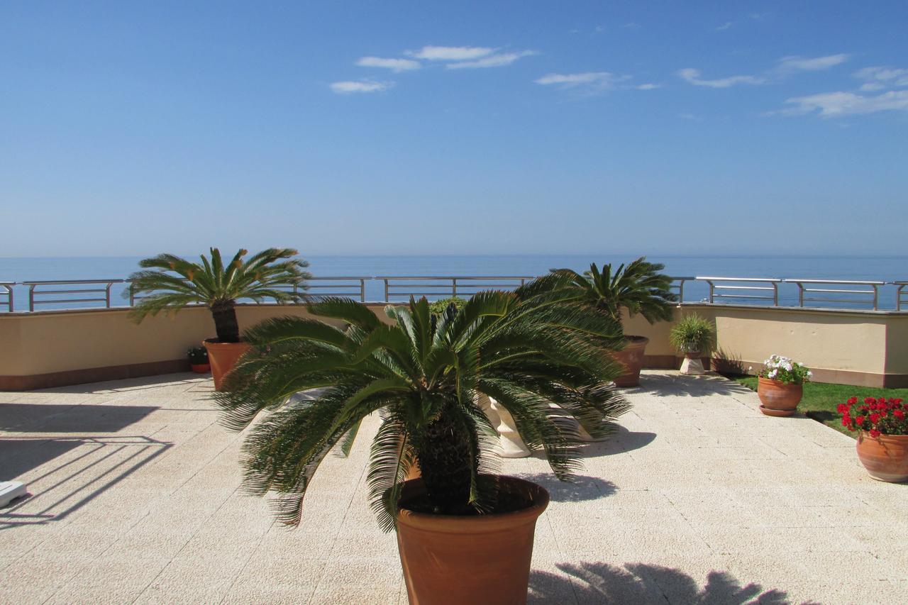 Piso Lujo Marbella Playa. Apartment Exterior photo